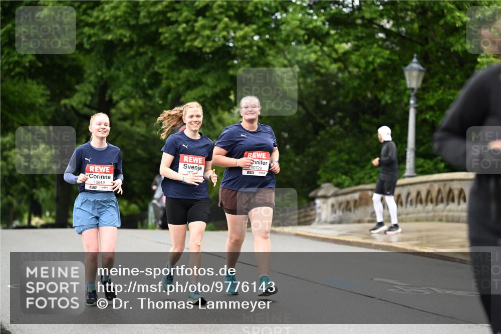 14.06.2026 - REWE Women's Run Dr. Thomas Lammeyer http://msf.ph/oto/9776143 14.06.2026 10:00:59 Laufen 10649, 7, 10, 10729 meine-sportfotos.de