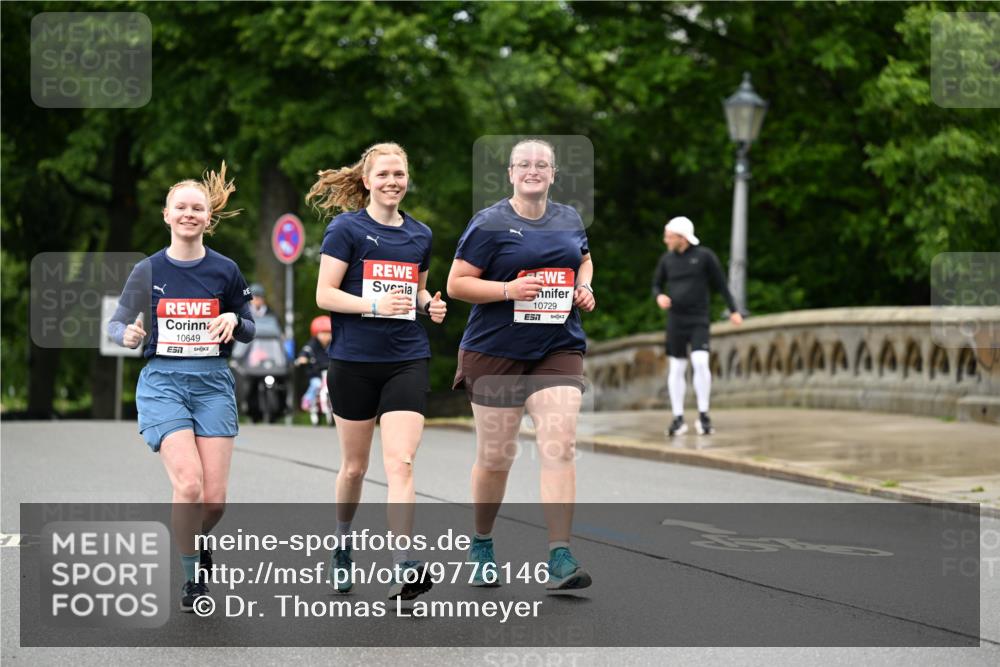 14.06.2026 - REWE Women's Run Dr. Thomas Lammeyer http://msf.ph/oto/9776146 14.06.2026 10:00:59 Laufen 10649, 10729, 7 meine-sportfotos.de