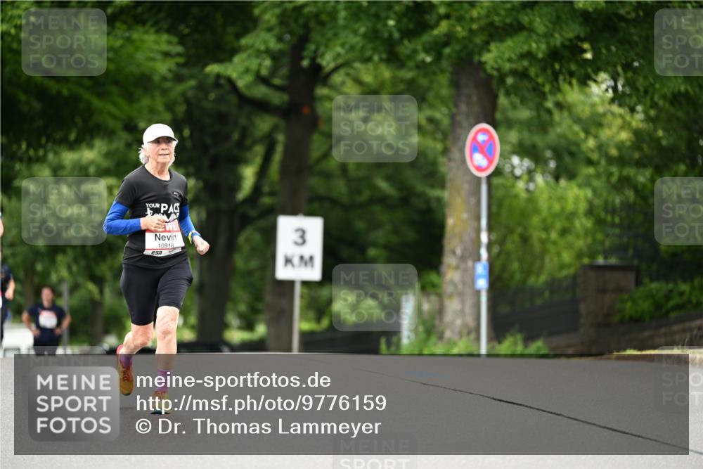 14.06.2026 - REWE Women's Run Dr. Thomas Lammeyer http://msf.ph/oto/9776159 14.06.2026 10:01:08 Laufen 10918, 3 meine-sportfotos.de