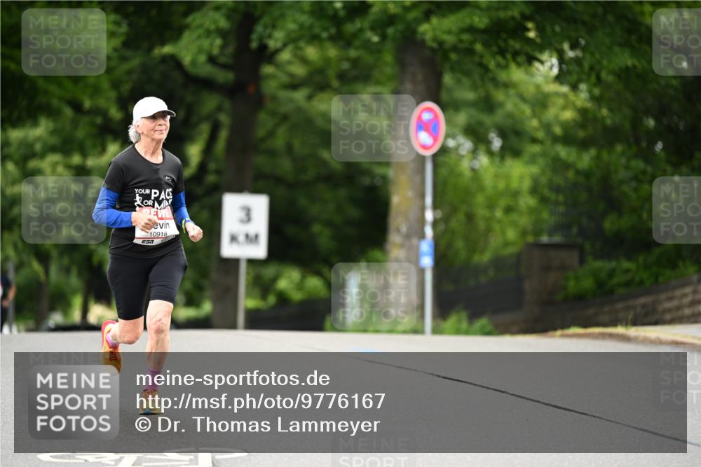 14.06.2026 - REWE Women's Run Dr. Thomas Lammeyer http://msf.ph/oto/9776167 14.06.2026 10:01:09 Laufen 10918, 3 meine-sportfotos.de