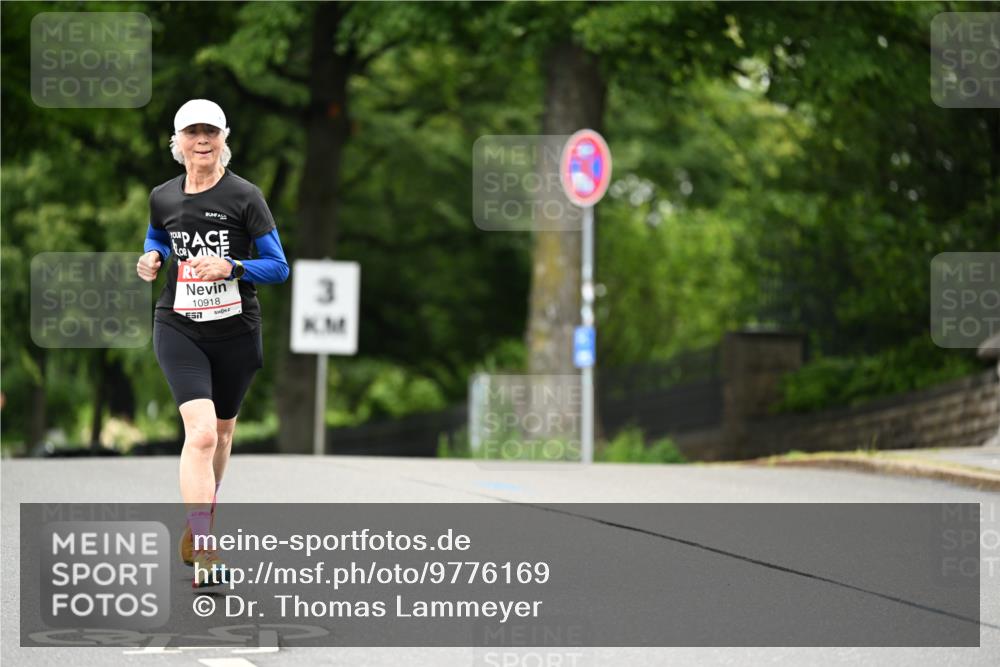 14.06.2026 - REWE Women's Run Dr. Thomas Lammeyer http://msf.ph/oto/9776169 14.06.2026 10:01:09 Laufen 10918, 7, 3 meine-sportfotos.de