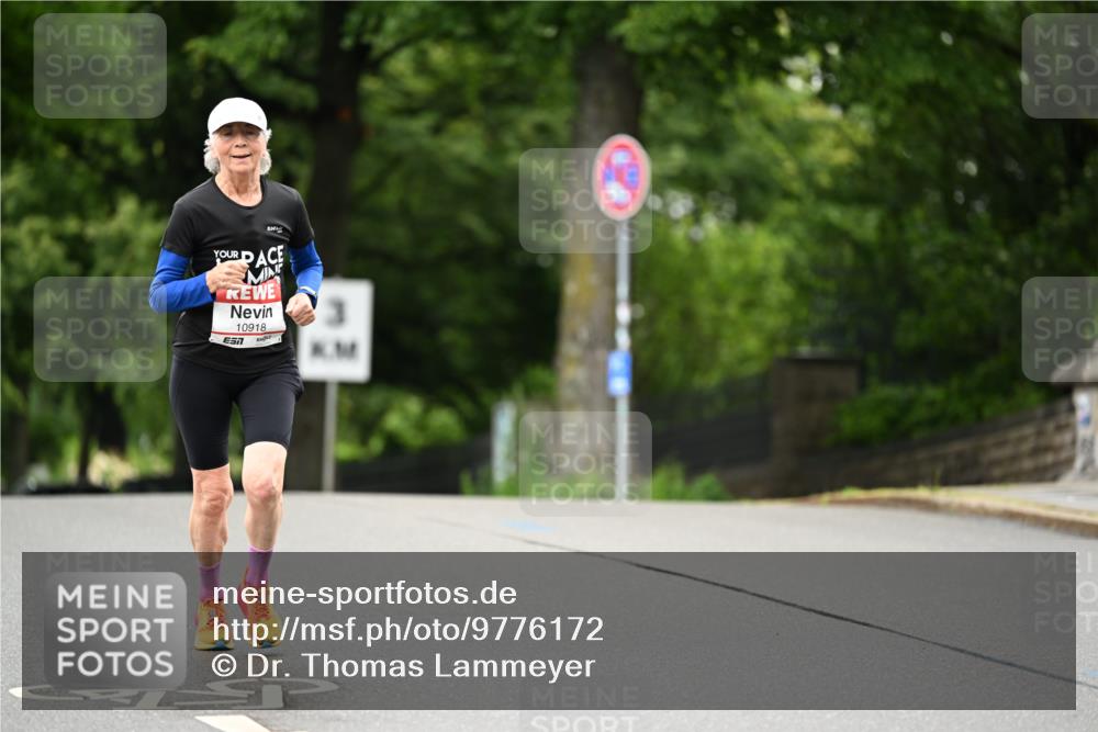 14.06.2026 - REWE Women's Run Dr. Thomas Lammeyer http://msf.ph/oto/9776172 14.06.2026 10:01:09 Laufen 3, 10918 meine-sportfotos.de