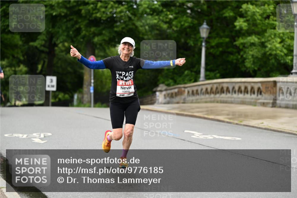 14.06.2026 - REWE Women's Run Dr. Thomas Lammeyer http://msf.ph/oto/9776185 14.06.2026 10:01:12 Laufen 3, 10918 meine-sportfotos.de