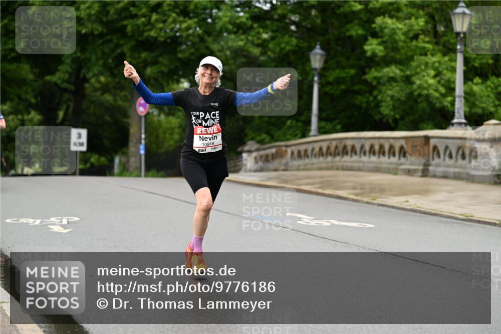14.06.2026 - REWE Women's Run Dr. Thomas Lammeyer http://msf.ph/oto/9776186 14.06.2026 10:01:12 Laufen 10918 meine-sportfotos.de