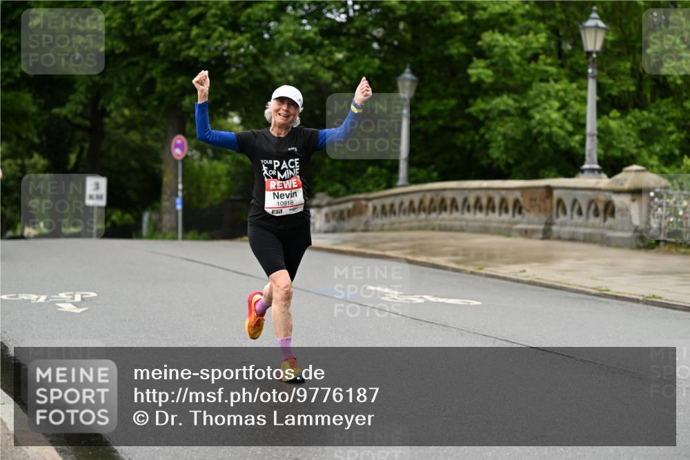 14.06.2026 - REWE Women's Run Dr. Thomas Lammeyer http://msf.ph/oto/9776187 14.06.2026 10:01:12 Laufen 10918 meine-sportfotos.de