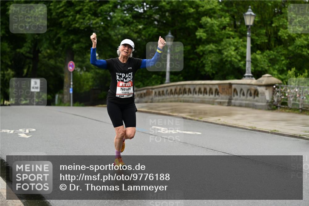 14.06.2026 - REWE Women's Run Dr. Thomas Lammeyer http://msf.ph/oto/9776188 14.06.2026 10:01:12 Laufen 10918 meine-sportfotos.de