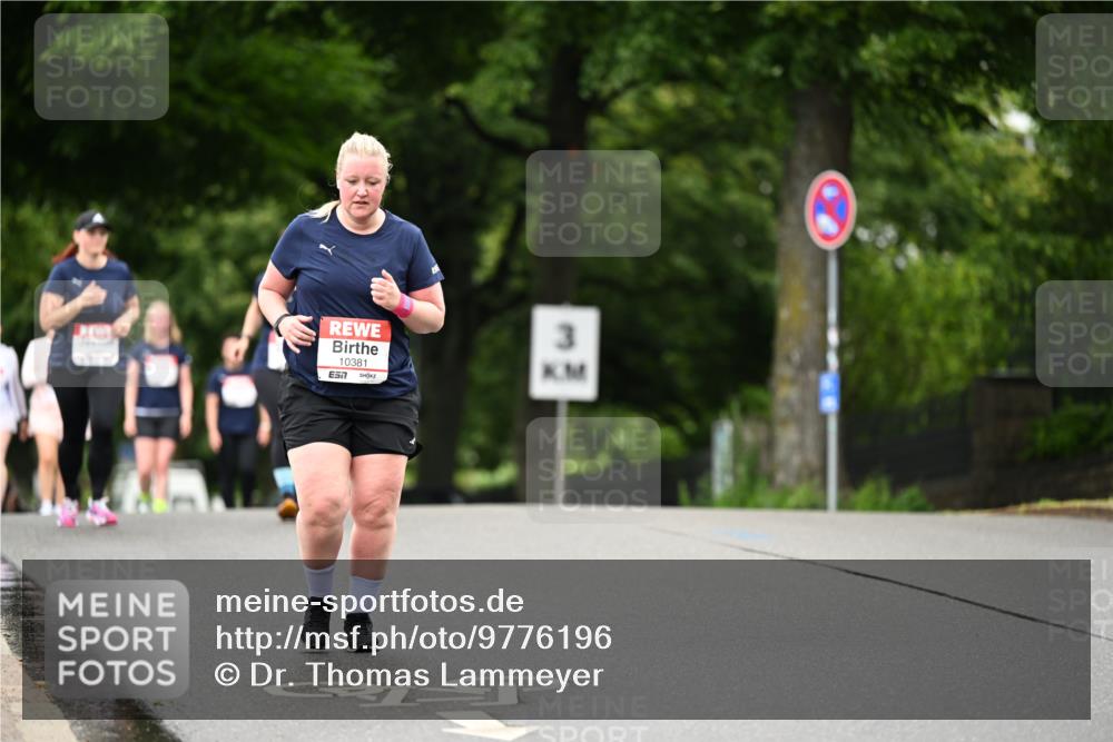 14.06.2026 - REWE Women's Run Dr. Thomas Lammeyer http://msf.ph/oto/9776196 14.06.2026 10:01:16 Laufen 10381, 7, 3 meine-sportfotos.de