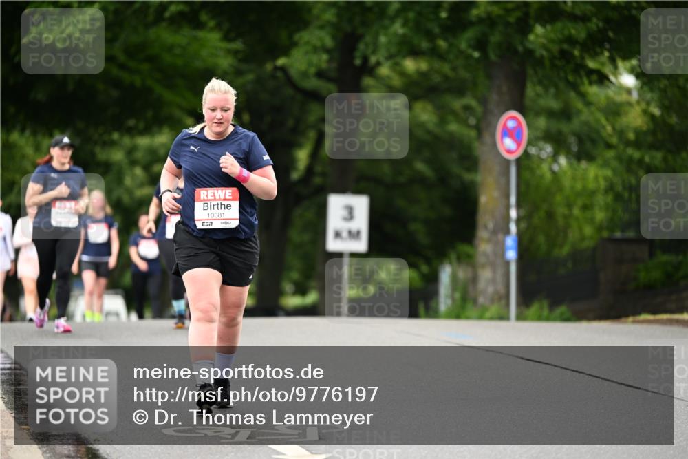 14.06.2026 - REWE Women's Run Dr. Thomas Lammeyer http://msf.ph/oto/9776197 14.06.2026 10:01:16 Laufen 10381, 7, 3 meine-sportfotos.de