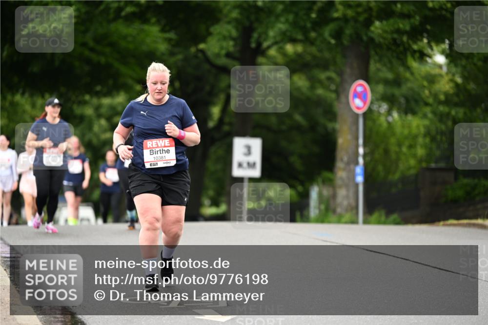 14.06.2026 - REWE Women's Run Dr. Thomas Lammeyer http://msf.ph/oto/9776198 14.06.2026 10:01:16 Laufen 10381, 57, 3 meine-sportfotos.de