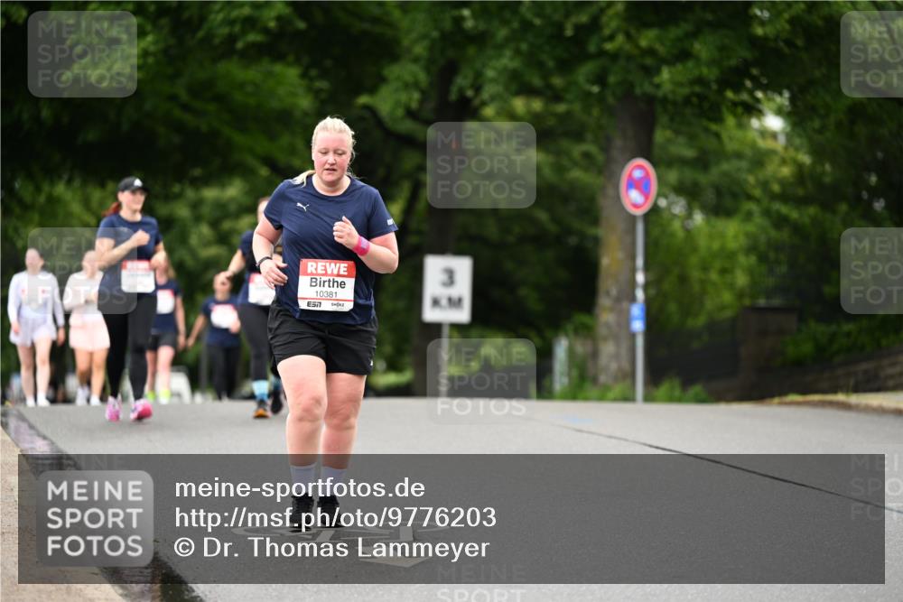 14.06.2026 - REWE Women's Run Dr. Thomas Lammeyer http://msf.ph/oto/9776203 14.06.2026 10:01:16 Laufen 10381, 7, 3 meine-sportfotos.de