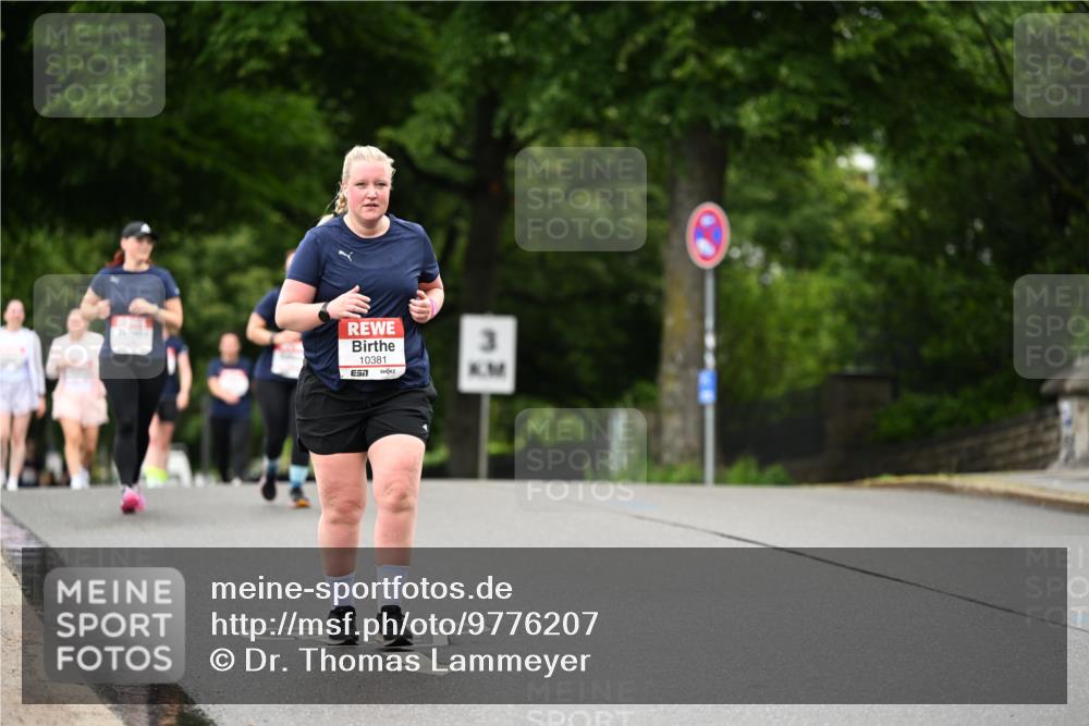 14.06.2026 - REWE Women's Run Dr. Thomas Lammeyer http://msf.ph/oto/9776207 14.06.2026 10:01:17 Laufen 10381, 7, 3 meine-sportfotos.de