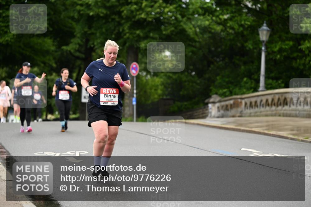14.06.2026 - REWE Women's Run Dr. Thomas Lammeyer http://msf.ph/oto/9776226 14.06.2026 10:01:19 Laufen 10381, 7 meine-sportfotos.de