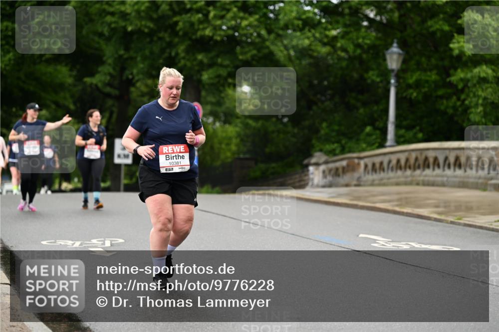 14.06.2026 - REWE Women's Run Dr. Thomas Lammeyer http://msf.ph/oto/9776228 14.06.2026 10:01:19 Laufen 10381, 7 meine-sportfotos.de