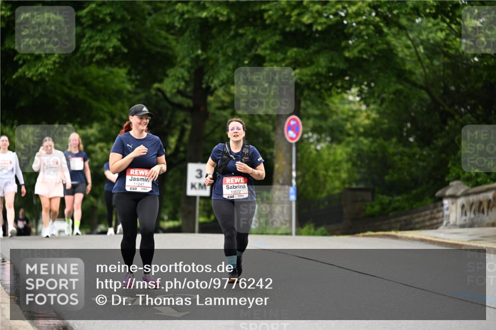 14.06.2026 - REWE Women's Run Dr. Thomas Lammeyer http://msf.ph/oto/9776242 14.06.2026 10:01:22 Laufen 11247, 3, 10572, 57 meine-sportfotos.de