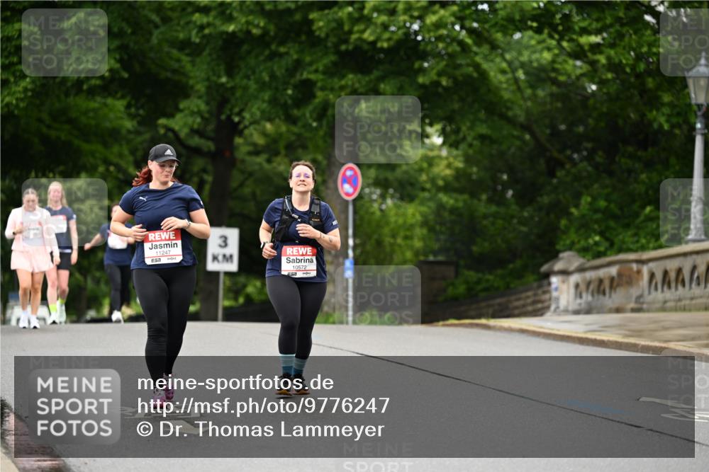 14.06.2026 - REWE Women's Run Dr. Thomas Lammeyer http://msf.ph/oto/9776247 14.06.2026 10:01:22 Laufen 11247, 7, 3, 10572 meine-sportfotos.de