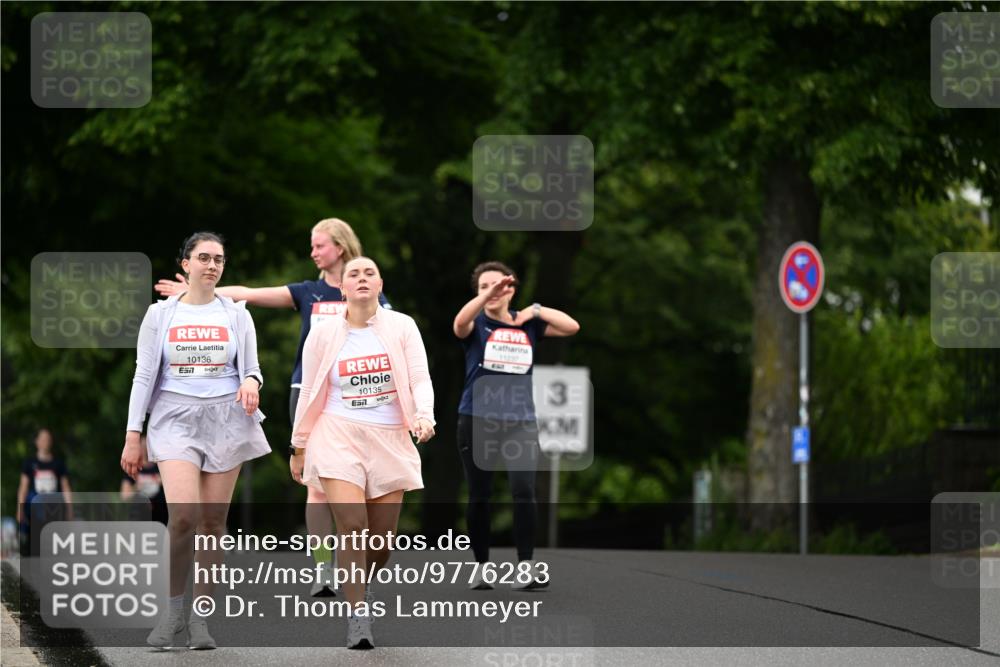 14.06.2026 - REWE Women's Run Dr. Thomas Lammeyer http://msf.ph/oto/9776283 14.06.2026 10:01:28 Laufen 10136, 57, 10135, 7, 11237, 3 meine-sportfotos.de