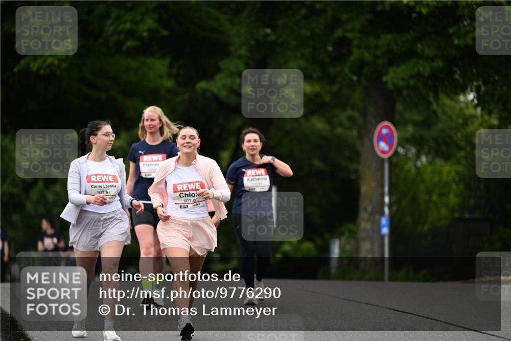 14.06.2026 - REWE Women's Run Dr. Thomas Lammeyer http://msf.ph/oto/9776290 14.06.2026 10:01:29 Laufen 10136, 1054, 10135, 11237 meine-sportfotos.de
