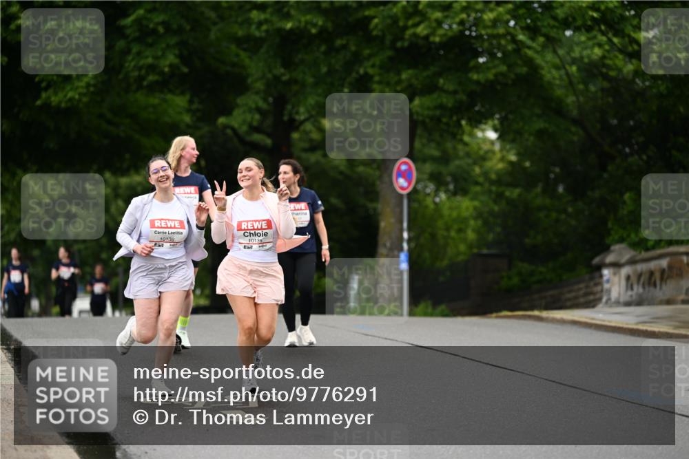 14.06.2026 - REWE Women's Run Dr. Thomas Lammeyer http://msf.ph/oto/9776291 14.06.2026 10:01:30 Laufen 10136, 10135 meine-sportfotos.de