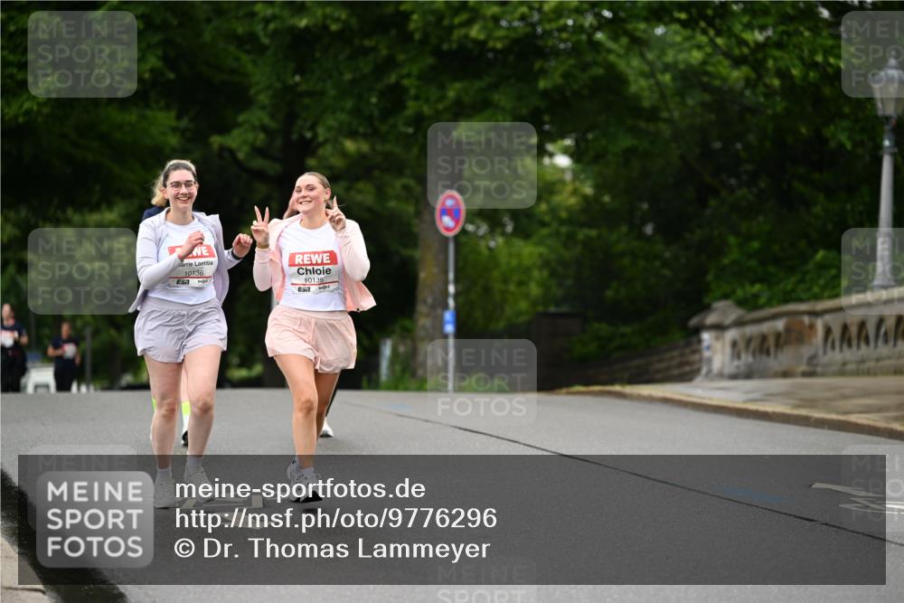 14.06.2026 - REWE Women's Run Dr. Thomas Lammeyer http://msf.ph/oto/9776296 14.06.2026 10:01:30 Laufen 10136, 10135 meine-sportfotos.de