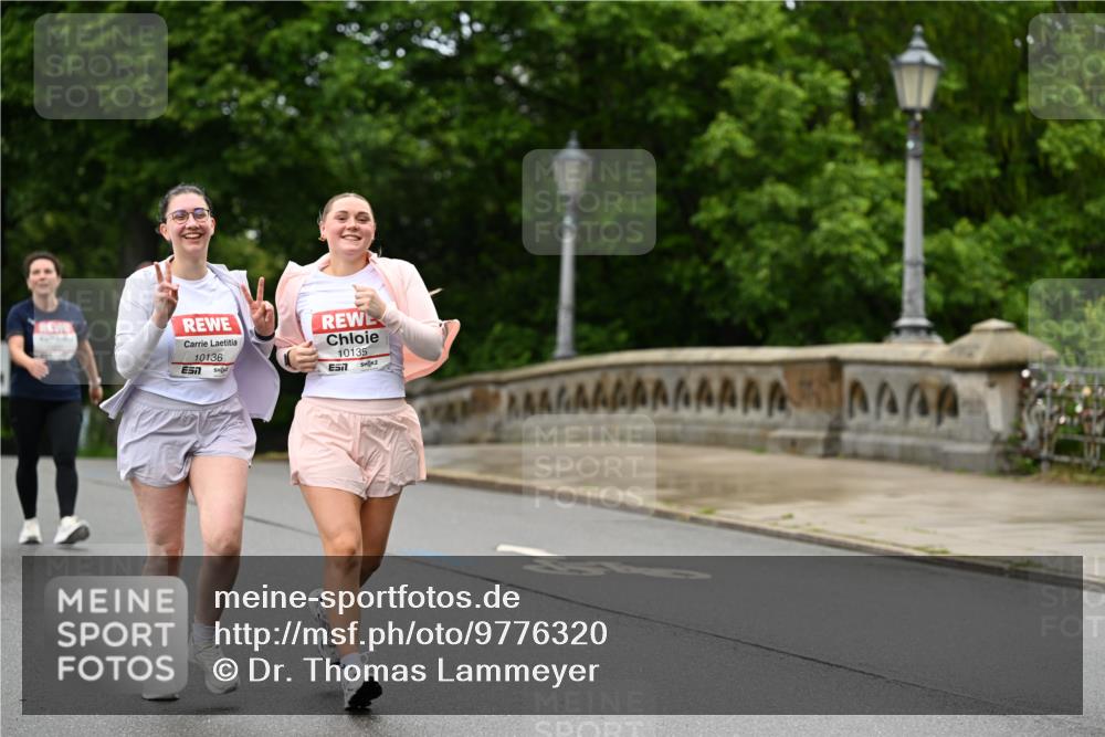 14.06.2026 - REWE Women's Run Dr. Thomas Lammeyer http://msf.ph/oto/9776320 14.06.2026 10:01:33 Laufen 10136, 7, 10135, 7 meine-sportfotos.de