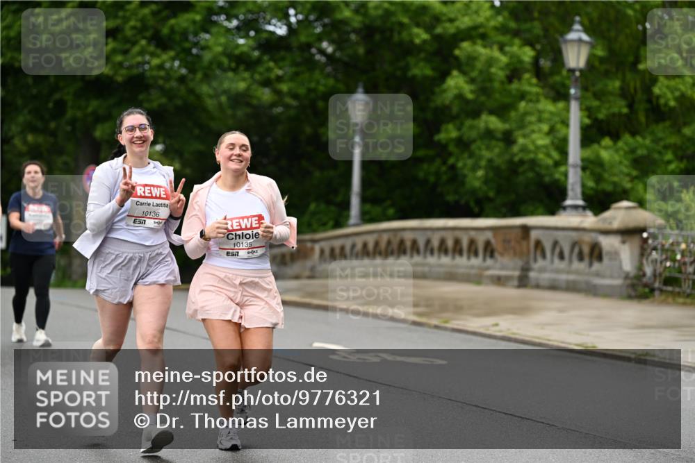 14.06.2026 - REWE Women's Run Dr. Thomas Lammeyer http://msf.ph/oto/9776321 14.06.2026 10:01:33 Laufen 10136, 7, 10135 meine-sportfotos.de