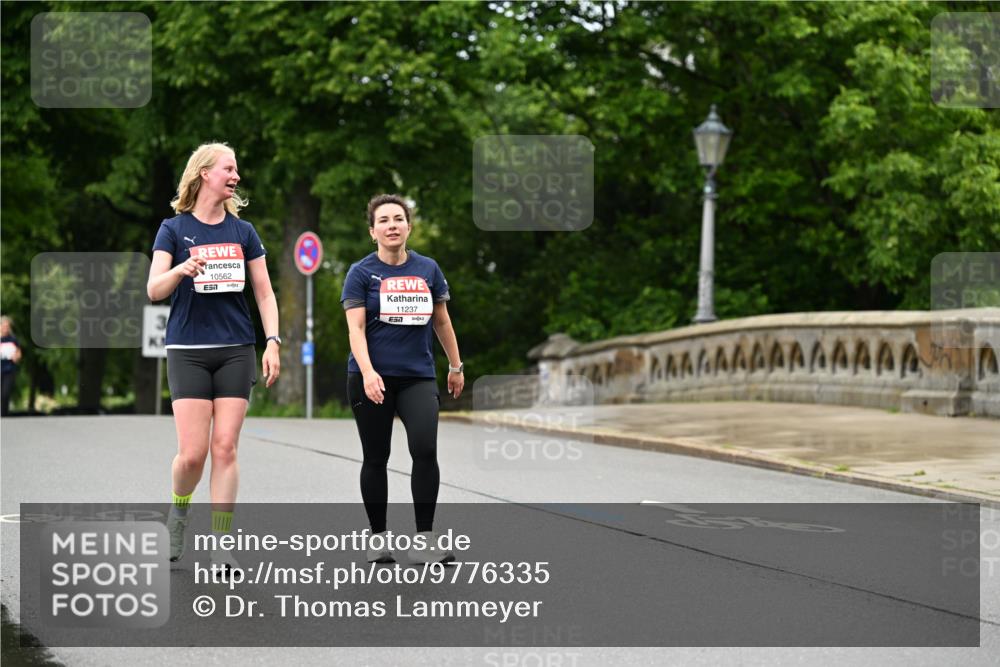 14.06.2026 - REWE Women's Run Dr. Thomas Lammeyer http://msf.ph/oto/9776335 14.06.2026 10:01:36 Laufen 10562, 57, 11237 meine-sportfotos.de