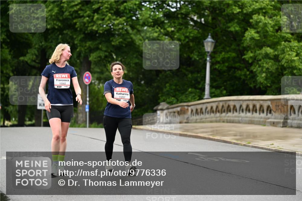 14.06.2026 - REWE Women's Run Dr. Thomas Lammeyer http://msf.ph/oto/9776336 14.06.2026 10:01:36 Laufen 10562, 7, 11237, 557 meine-sportfotos.de