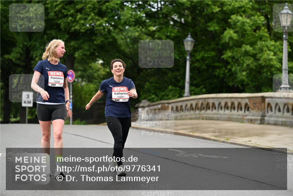 14.06.2026 - REWE Women's Run Dr. Thomas Lammeyer http://msf.ph/oto/9776341 14.06.2026 10:01:36 Laufen 3, 10562, 11237 meine-sportfotos.de
