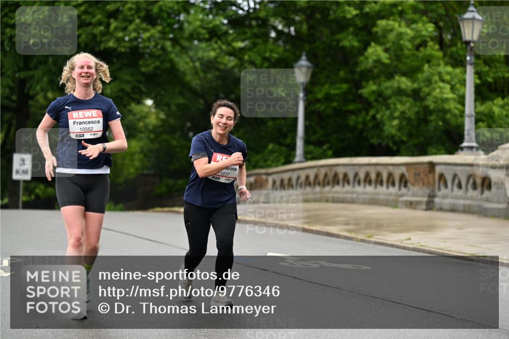 14.06.2026 - REWE Women's Run Dr. Thomas Lammeyer http://msf.ph/oto/9776346 14.06.2026 10:01:37 Laufen 10562, 57, 1237 meine-sportfotos.de