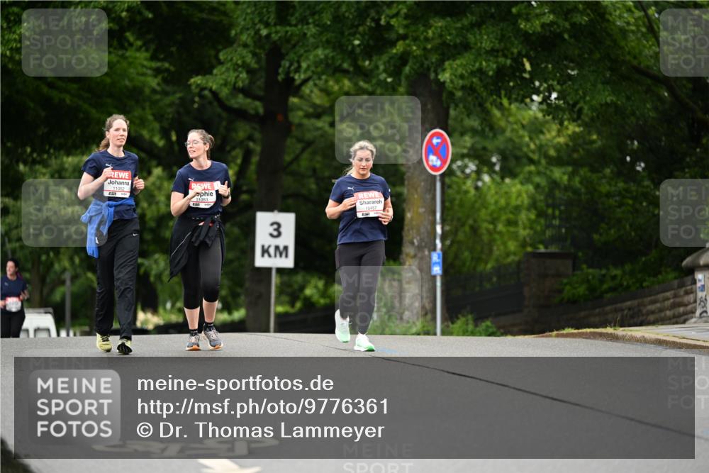 14.06.2026 - REWE Women's Run Dr. Thomas Lammeyer http://msf.ph/oto/9776361 14.06.2026 10:01:44 Laufen 11052, 11053, 3 meine-sportfotos.de