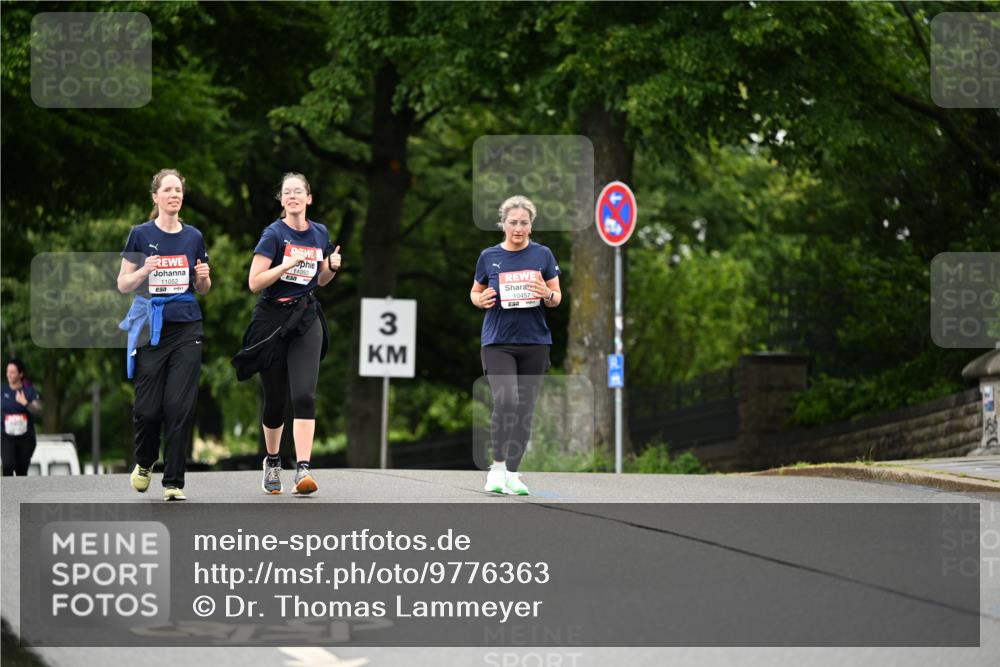 14.06.2026 - REWE Women's Run Dr. Thomas Lammeyer http://msf.ph/oto/9776363 14.06.2026 10:01:44 Laufen 11053, 3, 10457, 432 meine-sportfotos.de