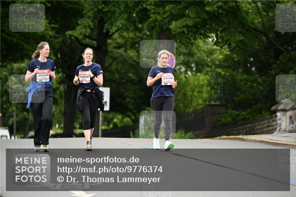 14.06.2026 - REWE Women's Run Dr. Thomas Lammeyer http://msf.ph/oto/9776374 14.06.2026 10:01:46 Laufen 11052, 11053, 10457 meine-sportfotos.de