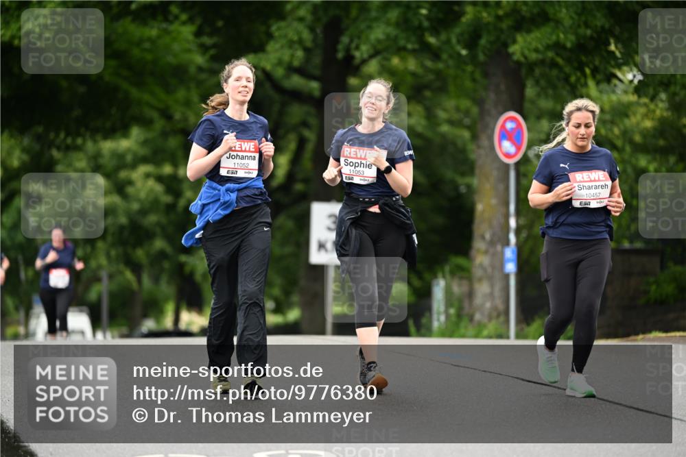 14.06.2026 - REWE Women's Run Dr. Thomas Lammeyer http://msf.ph/oto/9776380 14.06.2026 10:01:47 Laufen 11052, 7, 11053, 10457 meine-sportfotos.de