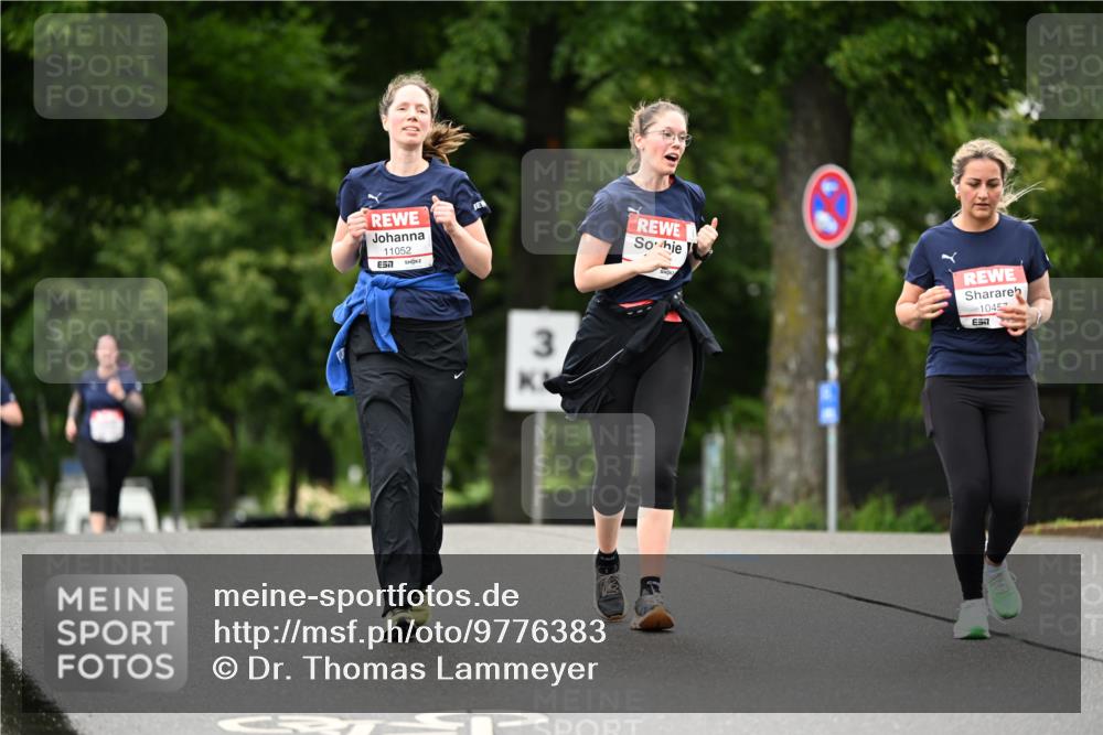 14.06.2026 - REWE Women's Run Dr. Thomas Lammeyer http://msf.ph/oto/9776383 14.06.2026 10:01:48 Laufen 11052, 57, 3, 10457, 57 meine-sportfotos.de