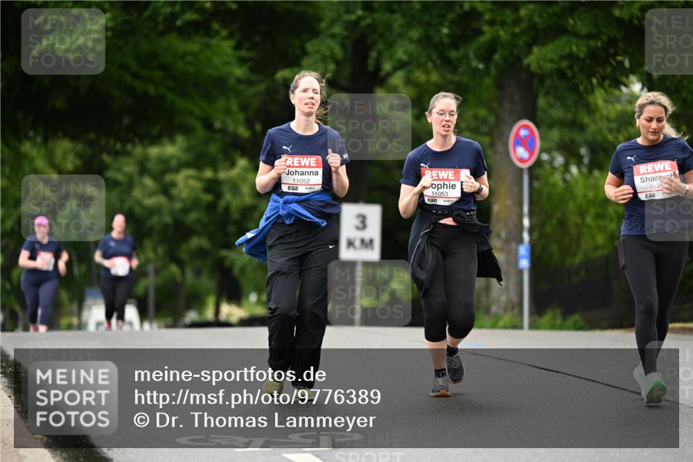 14.06.2026 - REWE Women's Run Dr. Thomas Lammeyer http://msf.ph/oto/9776389 14.06.2026 10:01:48 Laufen 11052, 3, 11053, 1045, 657 meine-sportfotos.de