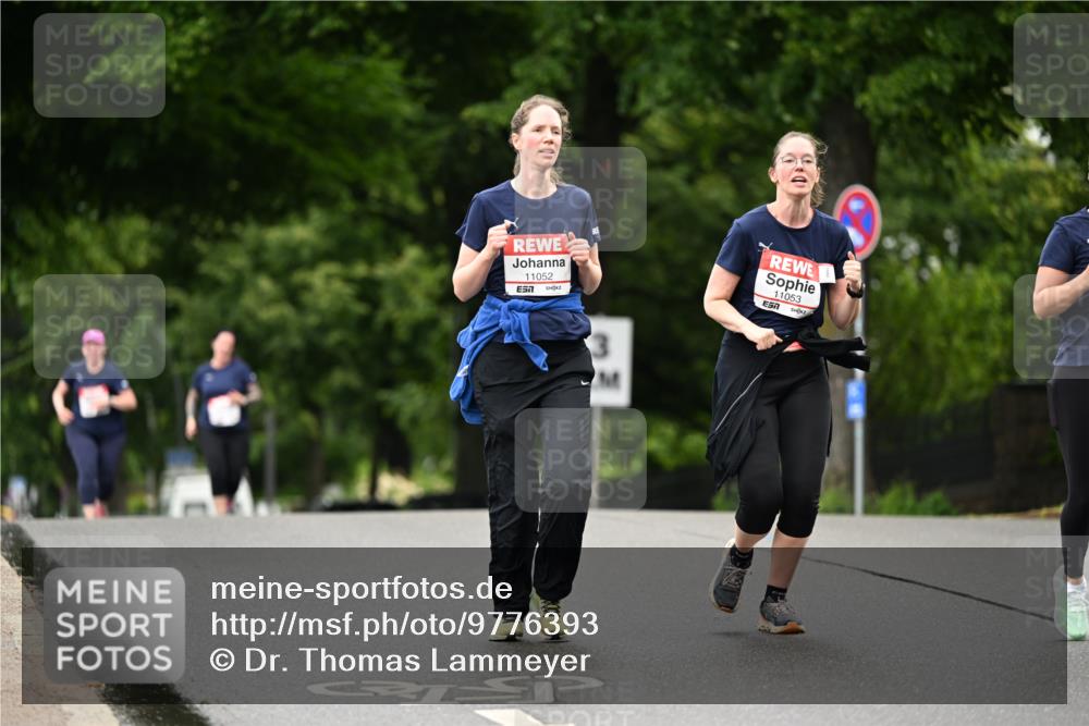14.06.2026 - REWE Women's Run Dr. Thomas Lammeyer http://msf.ph/oto/9776393 14.06.2026 10:01:48 Laufen 11052, 7, 11053 meine-sportfotos.de