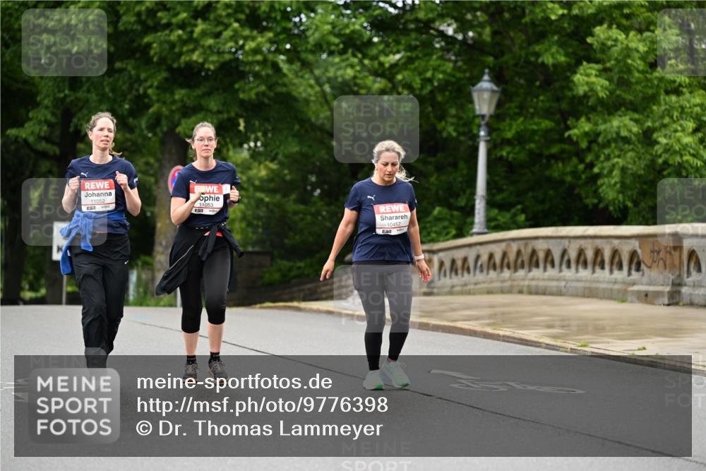14.06.2026 - REWE Women's Run Dr. Thomas Lammeyer http://msf.ph/oto/9776398 14.06.2026 10:01:50 Laufen 11052, 11053, 57, 10457 meine-sportfotos.de
