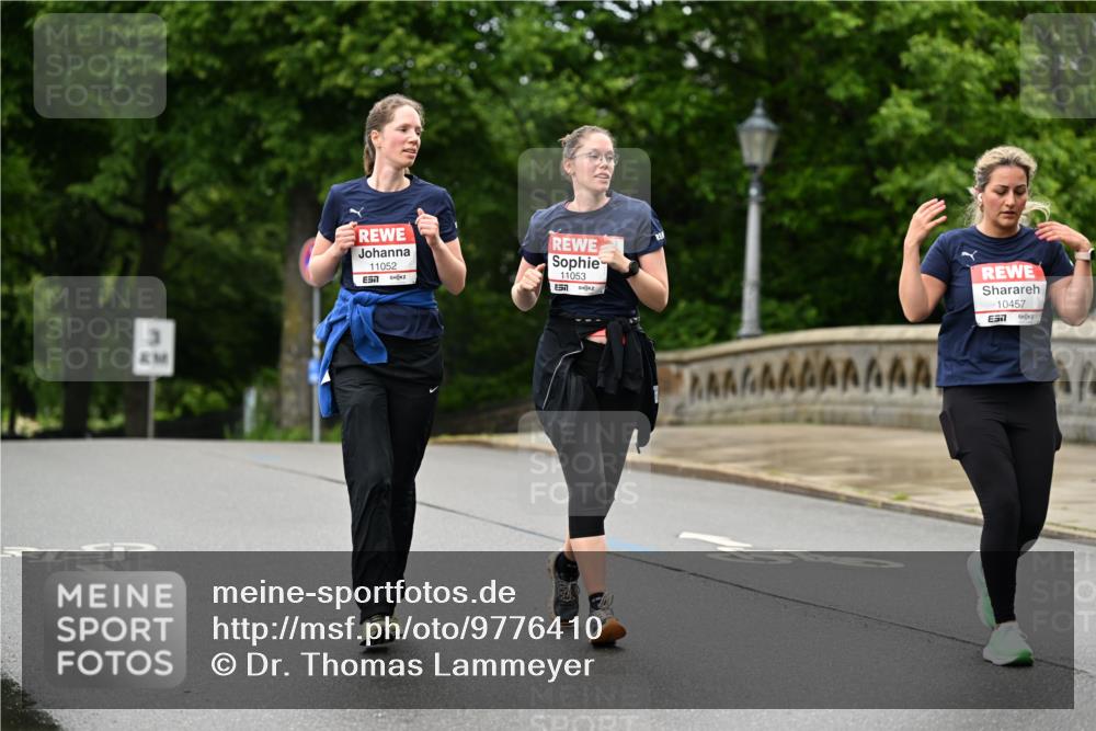 14.06.2026 - REWE Women's Run Dr. Thomas Lammeyer http://msf.ph/oto/9776410 14.06.2026 10:01:52 Laufen 11052, 7, 11053, 10457 meine-sportfotos.de