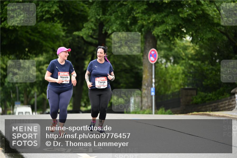 14.06.2026 - REWE Women's Run Dr. Thomas Lammeyer http://msf.ph/oto/9776457 14.06.2026 10:02:00 Laufen 10152, 10700 meine-sportfotos.de