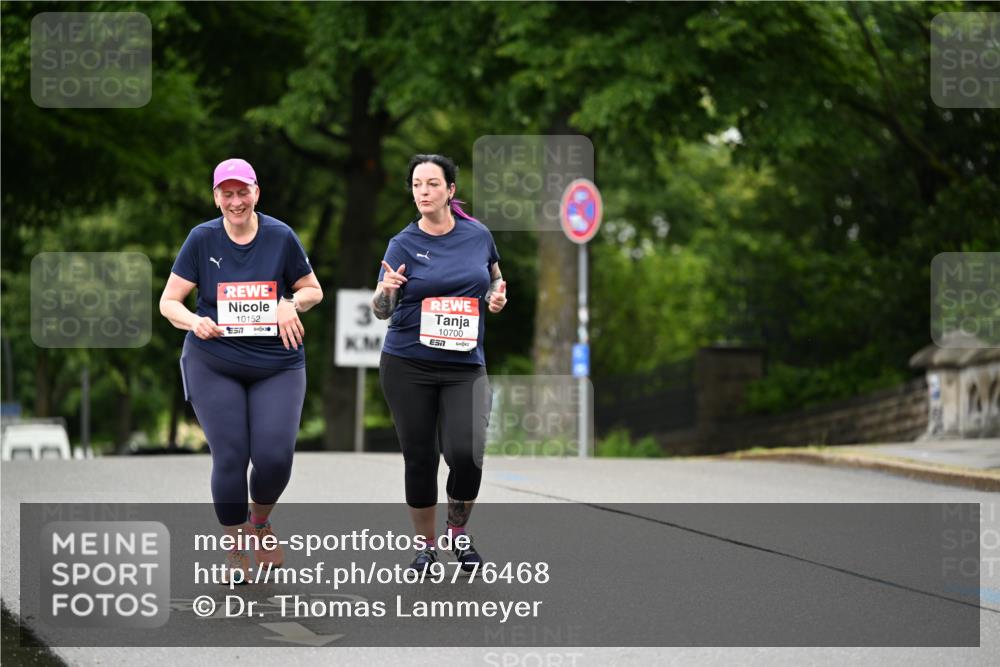 14.06.2026 - REWE Women's Run Dr. Thomas Lammeyer http://msf.ph/oto/9776468 14.06.2026 10:02:01 Laufen 10152, 3, 10700, 7 meine-sportfotos.de