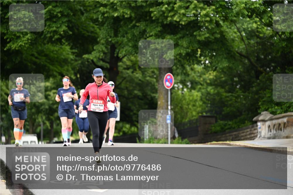 14.06.2026 - REWE Women's Run Dr. Thomas Lammeyer http://msf.ph/oto/9776486 14.06.2026 10:03:20 Laufen 11364, 3600 meine-sportfotos.de