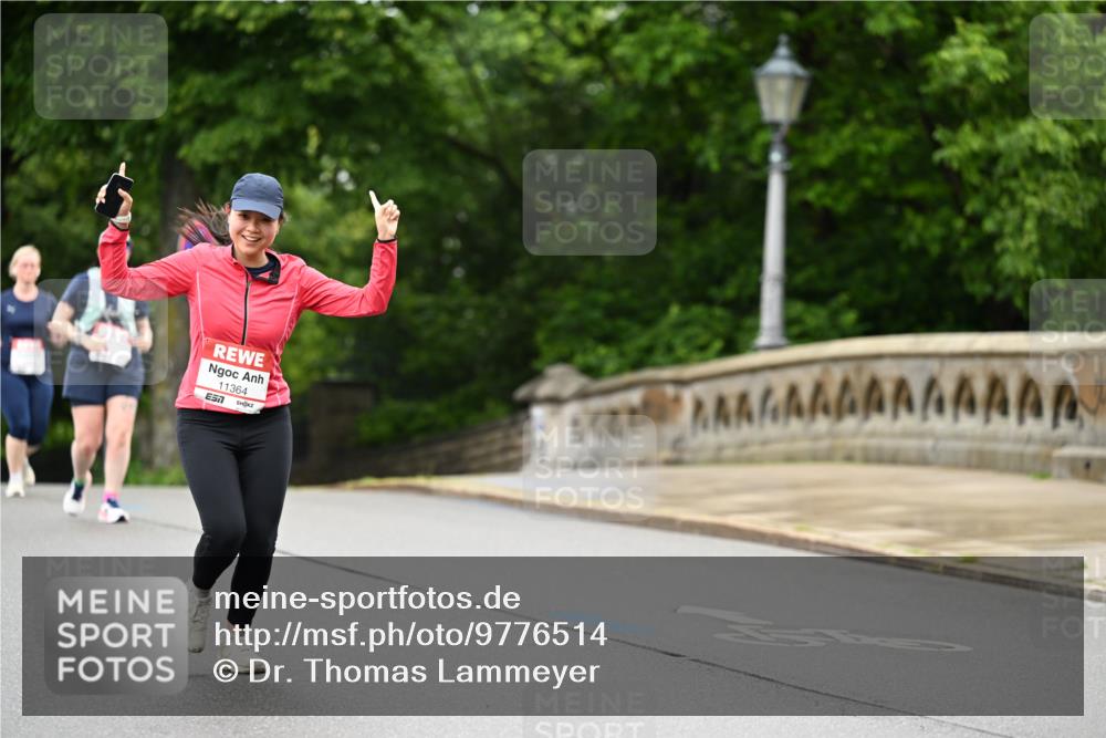 14.06.2026 - REWE Women's Run Dr. Thomas Lammeyer http://msf.ph/oto/9776514 14.06.2026 10:03:23 Laufen 11364, 7 meine-sportfotos.de