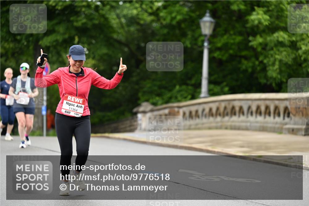 14.06.2026 - REWE Women's Run Dr. Thomas Lammeyer http://msf.ph/oto/9776518 14.06.2026 10:03:24 Laufen 11364, 7 meine-sportfotos.de