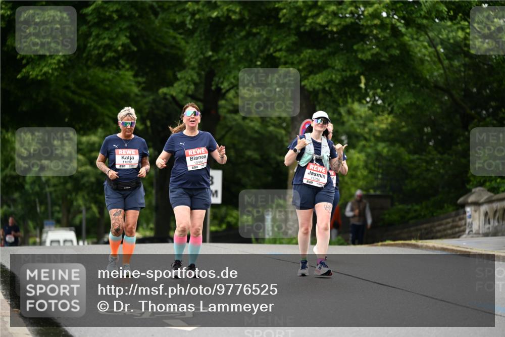 14.06.2026 - REWE Women's Run Dr. Thomas Lammeyer http://msf.ph/oto/9776525 14.06.2026 10:03:25 Laufen 11232, 7, 10484, 11230 meine-sportfotos.de