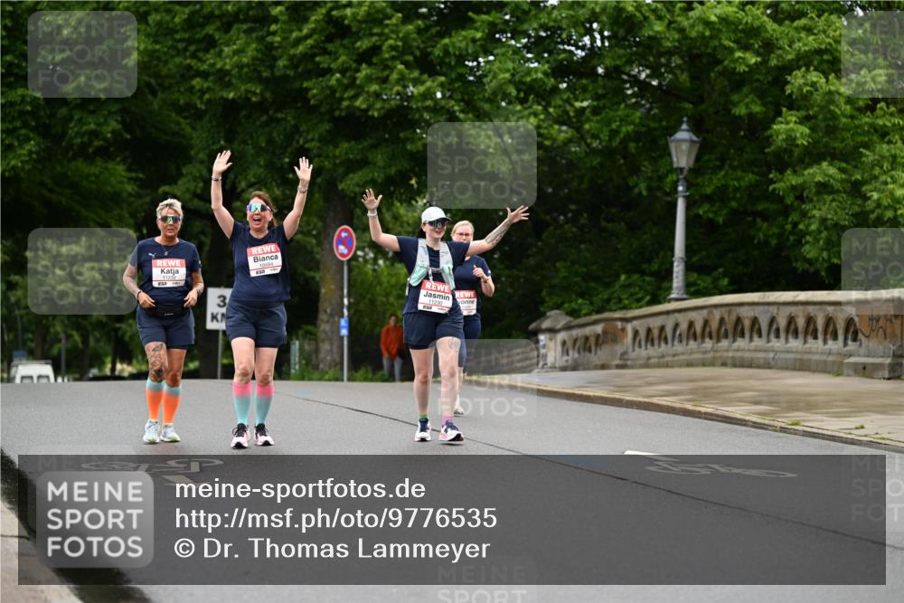 14.06.2026 - REWE Women's Run Dr. Thomas Lammeyer http://msf.ph/oto/9776535 14.06.2026 10:03:27 Laufen 11232, 3, 10484 meine-sportfotos.de