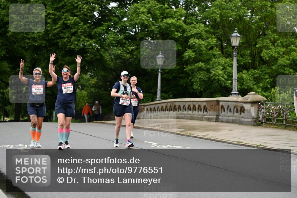 14.06.2026 - REWE Women's Run Dr. Thomas Lammeyer http://msf.ph/oto/9776551 14.06.2026 10:03:28 Laufen 11232, 10484 meine-sportfotos.de