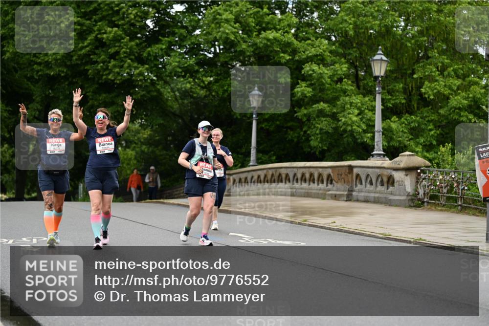 14.06.2026 - REWE Women's Run Dr. Thomas Lammeyer http://msf.ph/oto/9776552 14.06.2026 10:03:28 Laufen 11232, 10484, 1230, 6, 19, 20 meine-sportfotos.de