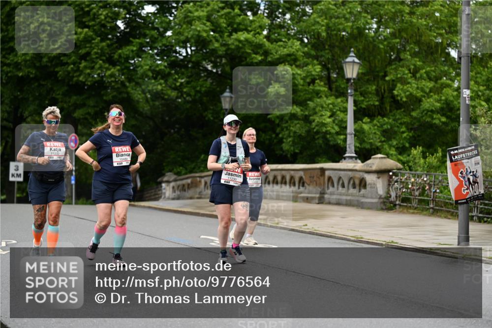 14.06.2026 - REWE Women's Run Dr. Thomas Lammeyer http://msf.ph/oto/9776564 14.06.2026 10:03:30 Laufen 3, 11232, 10484, 11230, 657, 10459, 19, 2026 meine-sportfotos.de