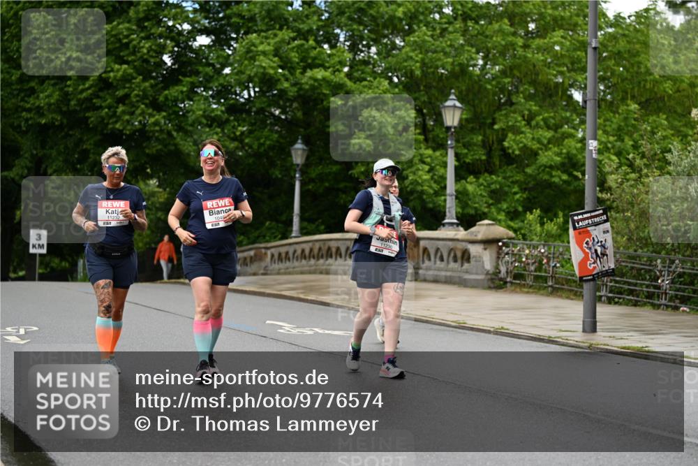14.06.2026 - REWE Women's Run Dr. Thomas Lammeyer http://msf.ph/oto/9776574 14.06.2026 10:03:31 Laufen 3, 11232, 1048, 57, 11230, 19, 2026 meine-sportfotos.de