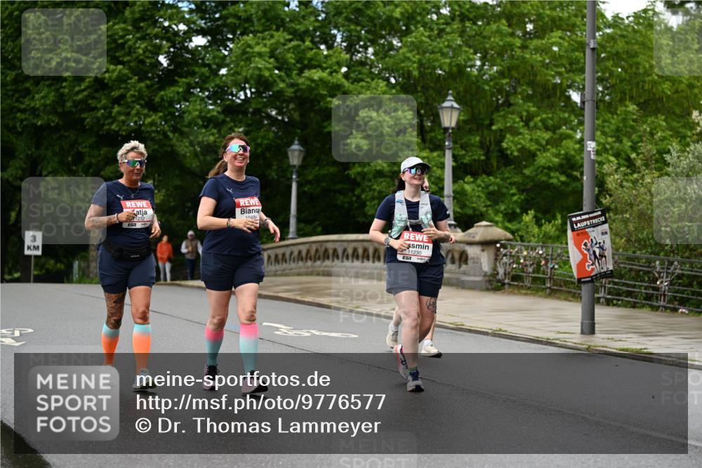 14.06.2026 - REWE Women's Run Dr. Thomas Lammeyer http://msf.ph/oto/9776577 14.06.2026 10:03:31 Laufen 1232, 10484, 3, 11230, 57, 19, 06, 2026 meine-sportfotos.de